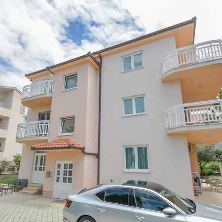 Apartments Lupe Split Bagian luar foto